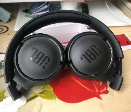 JBL耳機(jī)怎么樣配對(duì)連接手機(jī)