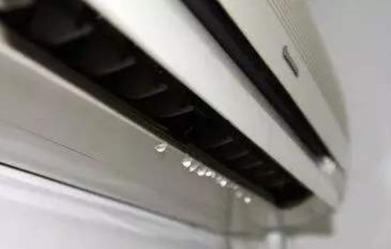 空調(diào)內(nèi)機漏水怎么回事如何維修