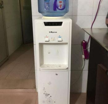 沁園飲水機(jī)不出熱水怎么辦